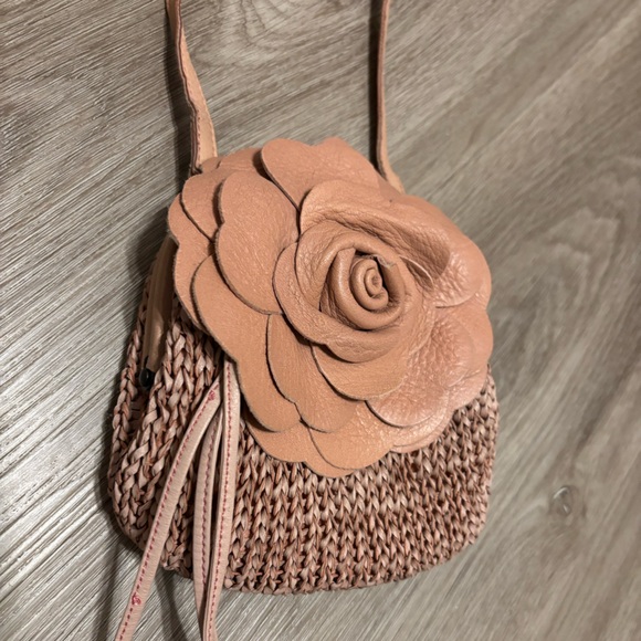 Bottega Veneta Vintage Floral Shoulder Bag - Picture 3 of 11